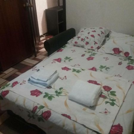 Сдам 3-Х Комнатную Квартиру ! Odessa Ngoại thất bức ảnh