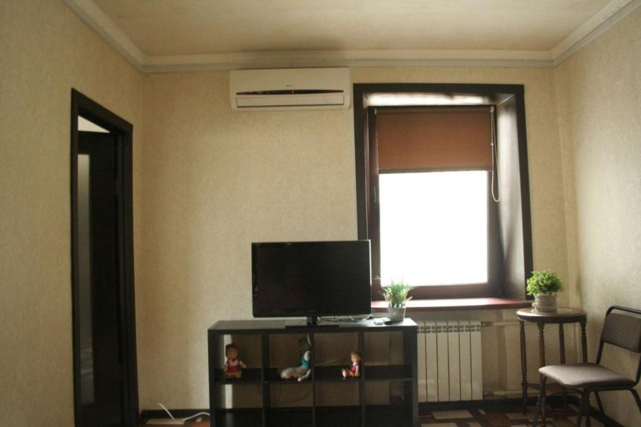 Сдам 3-Х Комнатную Квартиру ! Odessa Ngoại thất bức ảnh