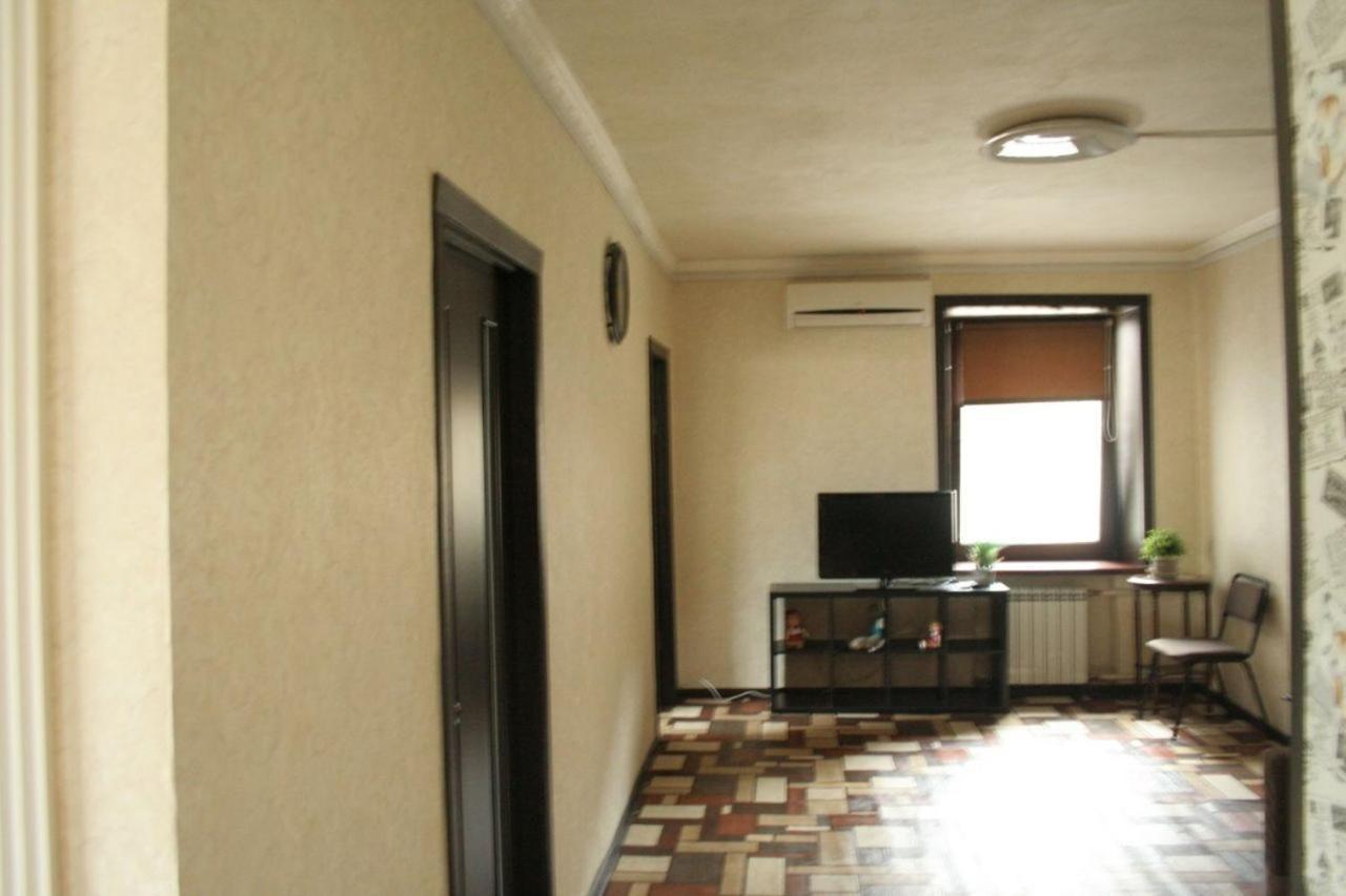 Сдам 3-Х Комнатную Квартиру ! Odessa Ngoại thất bức ảnh